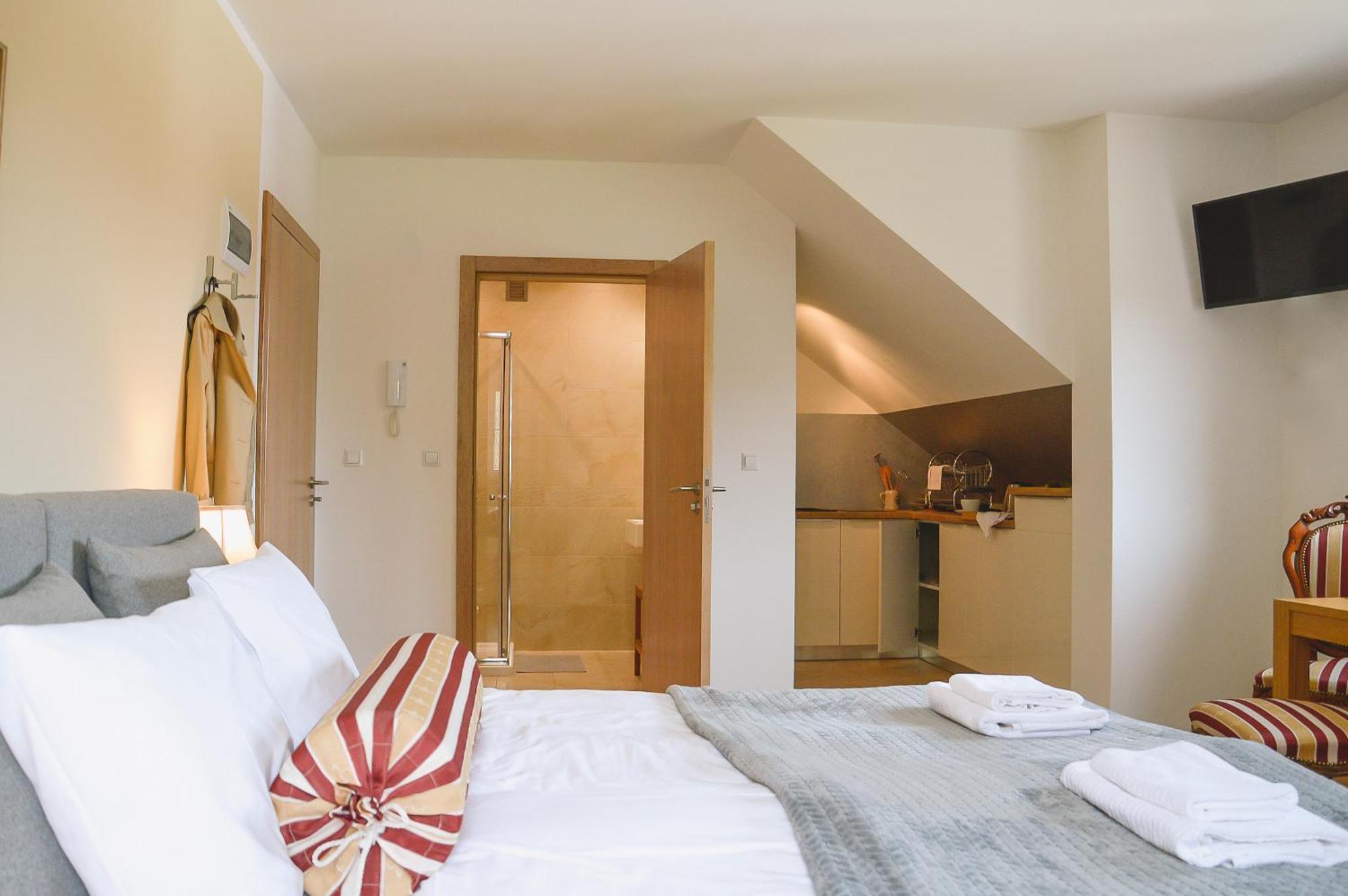 Apartamenty Agroturystyczne Papiernia Niedźwiedź 외부 사진